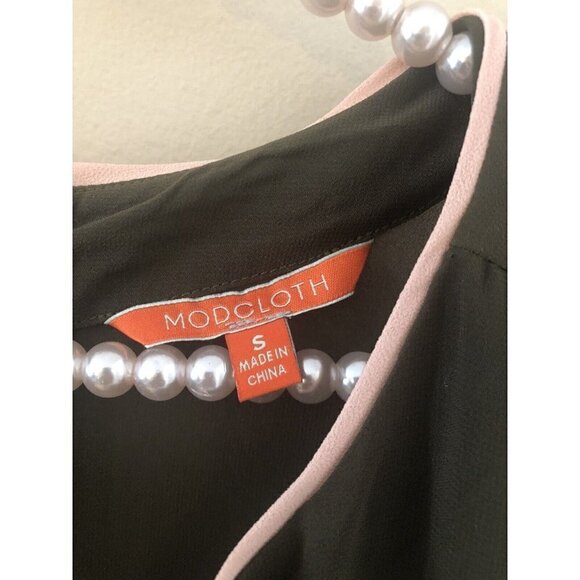 Modcloth Womens Size Small Green Intrigue Mastery Jumpsuit Wide Leg Flowy - Picture 6 of 6